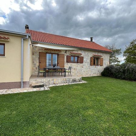 Holiday House Green Dream أوبروفاتش المظهر الخارجي الصورة