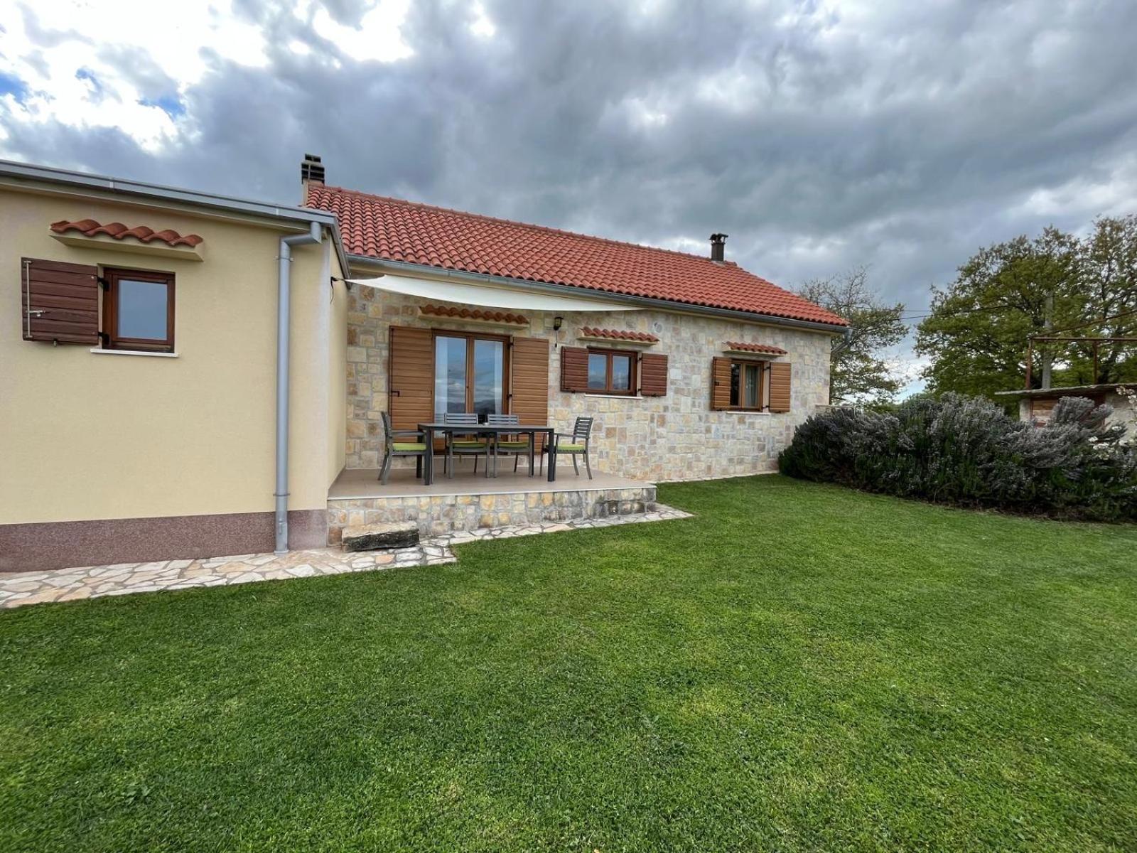 Holiday House Green Dream أوبروفاتش المظهر الخارجي الصورة